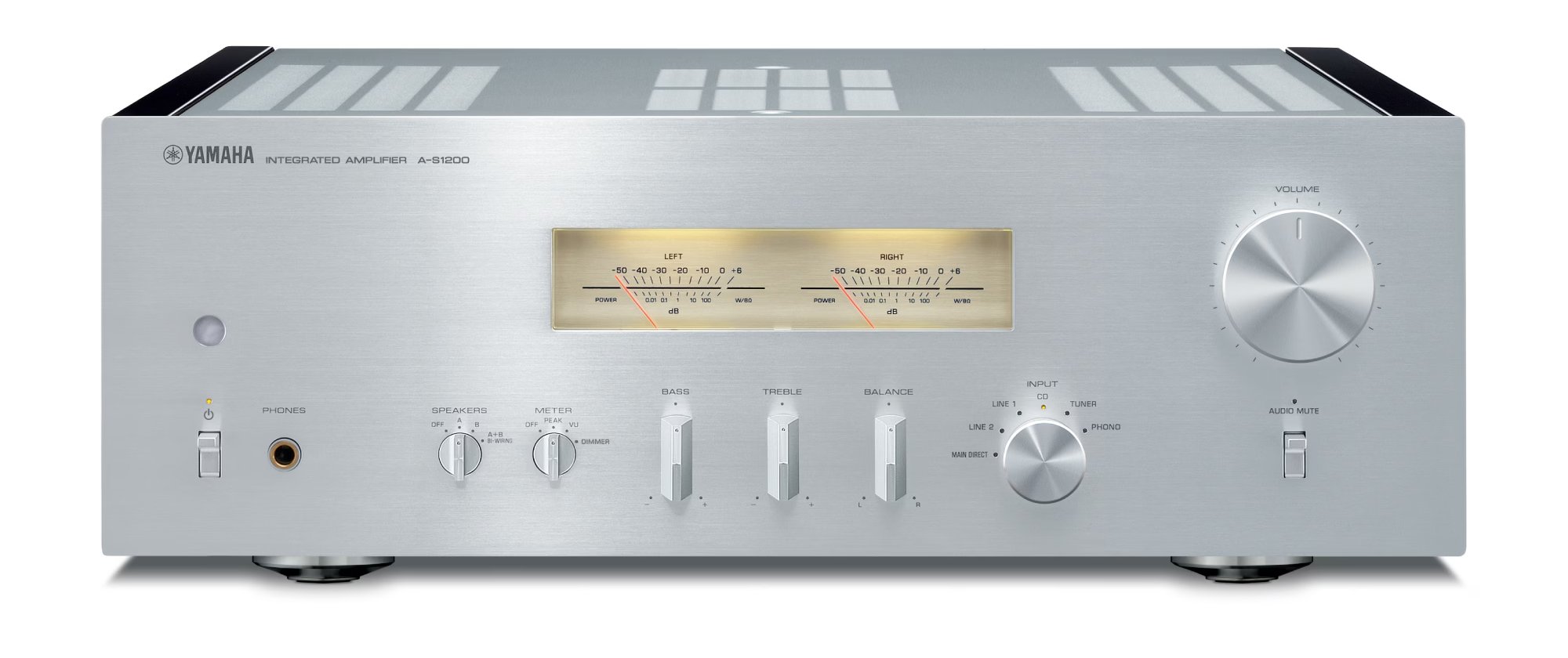 Façade avant de l’amplificateur Hi-Fi Yamaha A-S1200 en finition argent, avec vu-mètres analogiques et commandes en aluminium brossé.