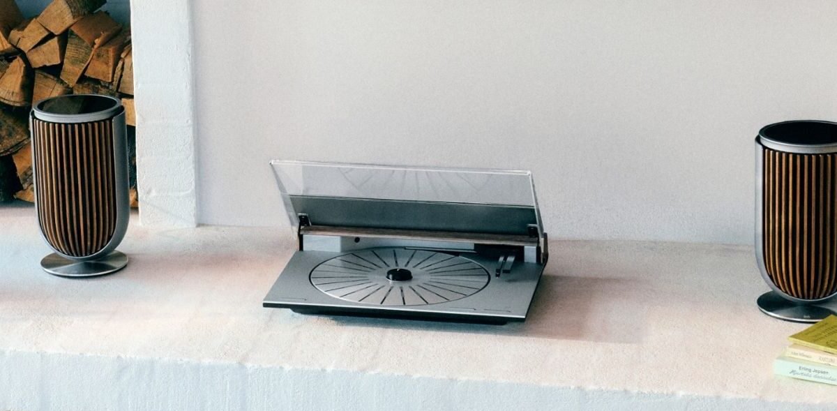 Collaborations et Éditions Limitées Platine Bang & Olufsen Beosystem 3000c
