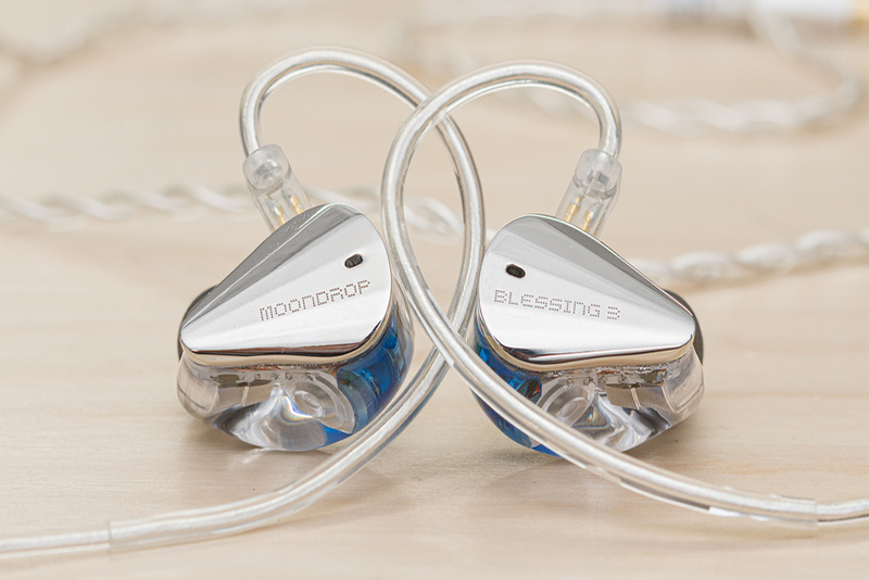 Test Moondrop Blessing 3 2DD+4BA La nouvelle référence des écouteurs intra-auriculaires à 450€