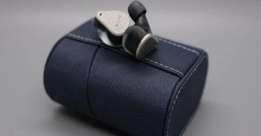 Test des écouteurs intra-auriculaire Moondrop Variations 1DD+2BA+2EST Les écouteurs tribrides qui redéfinissent l'excellence audio