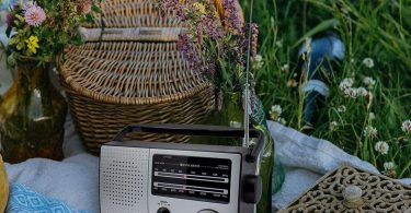 MON Test COMPLET de la Radio FM Portable Vintage Caliber