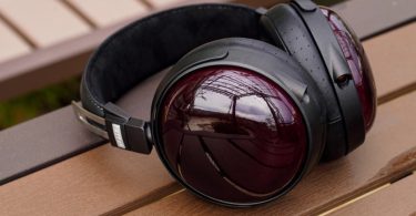 FiiO FT13 Ce Casque Hi-Fi Utilise un Bois Rare qui Change de Couleur avec le Temps