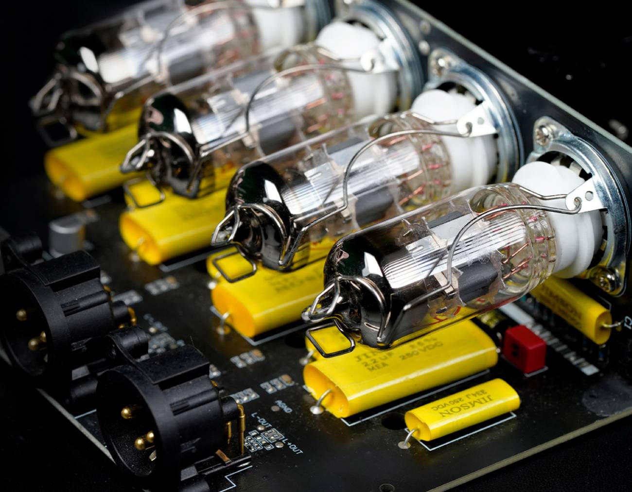 FiiO R2R Warmer L'âme analogique dans un monde numérique - R2R Fully Differential ou La précision derrière la chaleur
