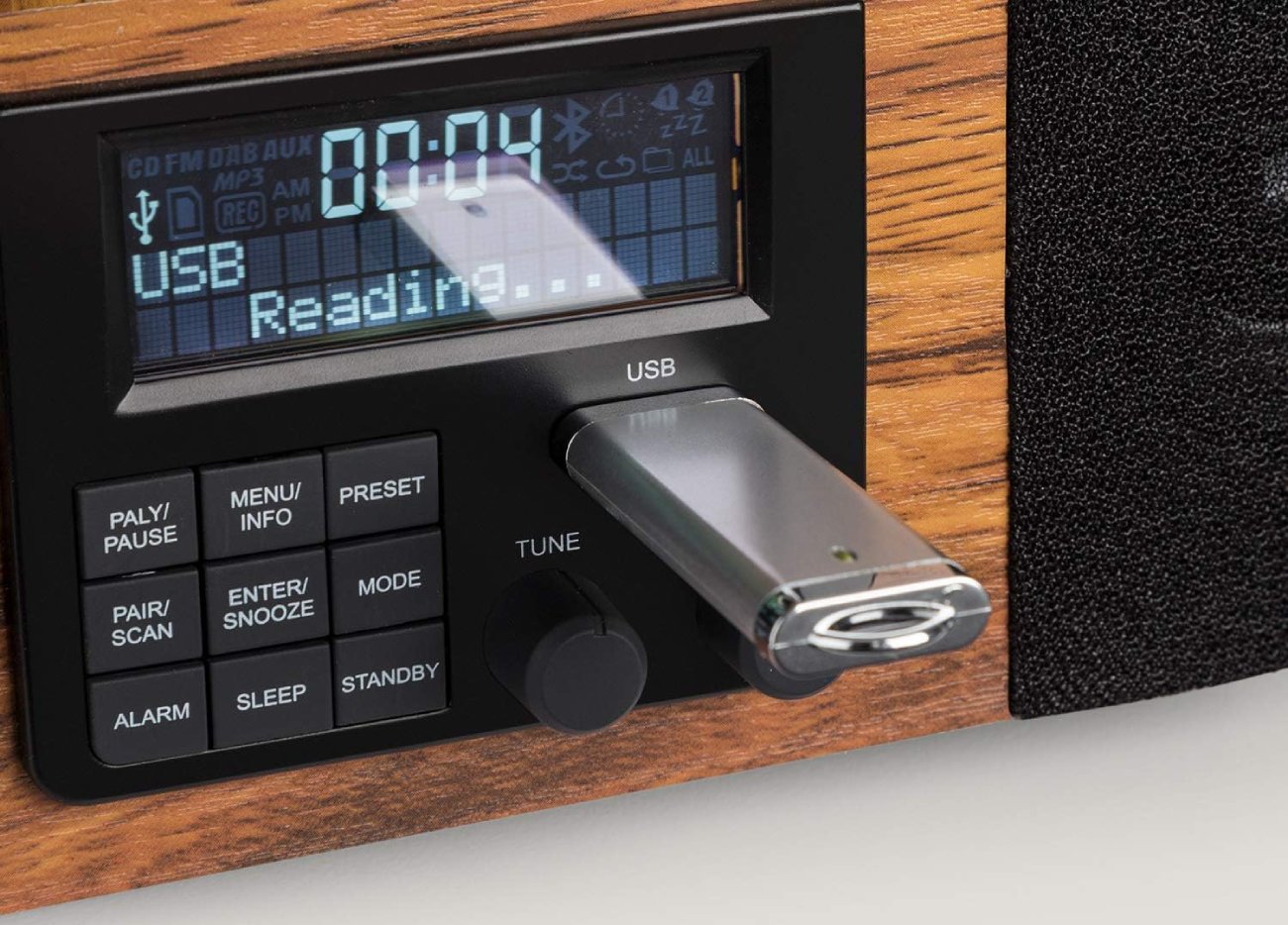 MON Test COMPLET de la Platine Vinyle AUNA Verticalo SE - Connectivité Moderne Au-delà du Vinyle
