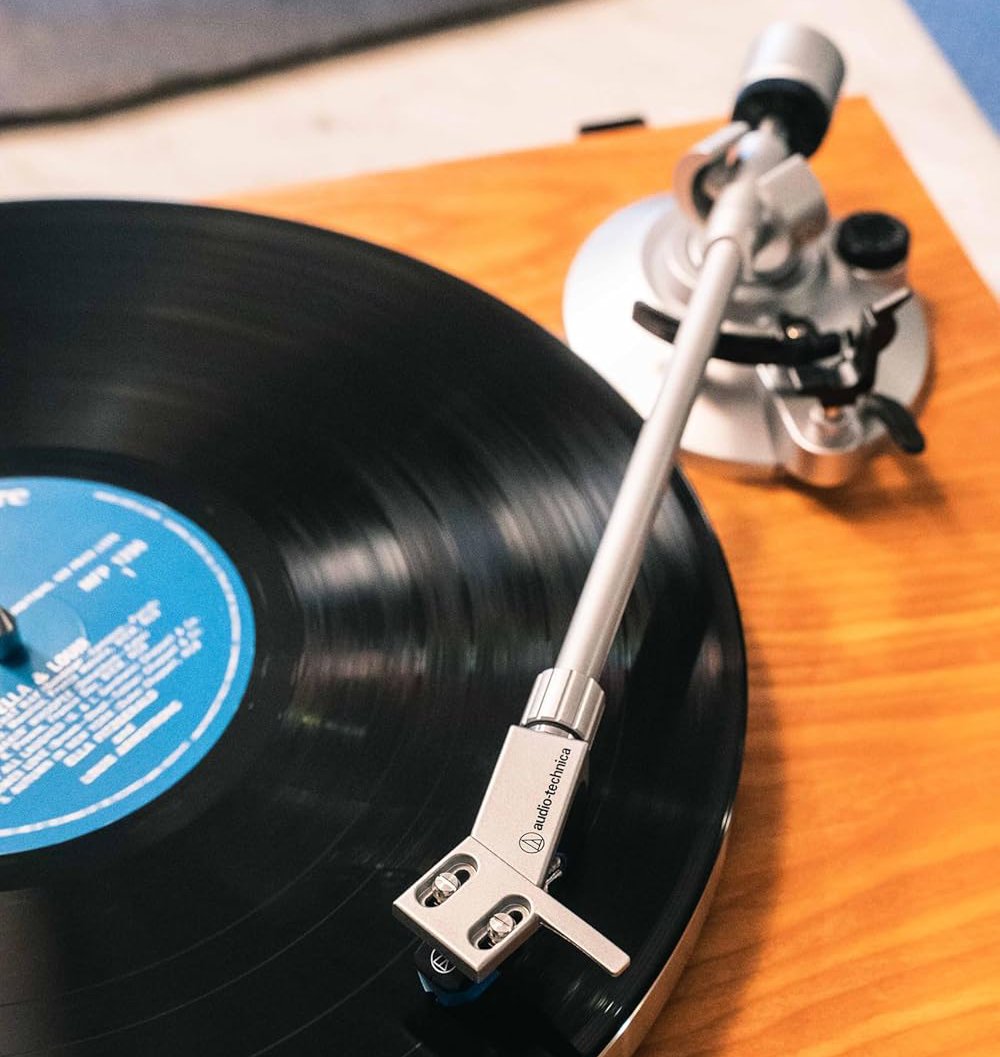 Test de la Platine Vinyle Audio-Technica AT-LPW30TK - Comparaison avec les Alternatives du Marché
