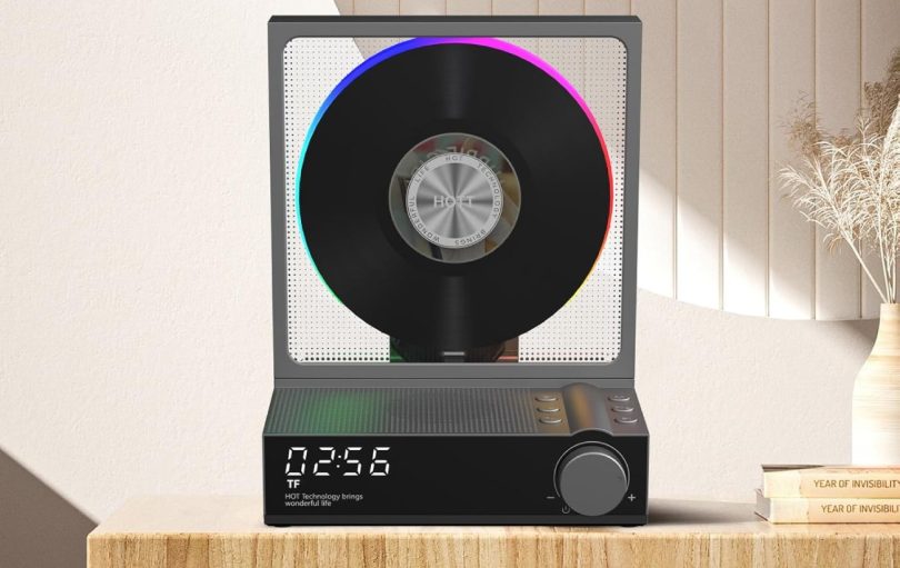 Le CD fait sa Révolution Découvrez le HOTT C229, l'Alliance Parfaite entre Nostalgie 90s et Tech Moderne