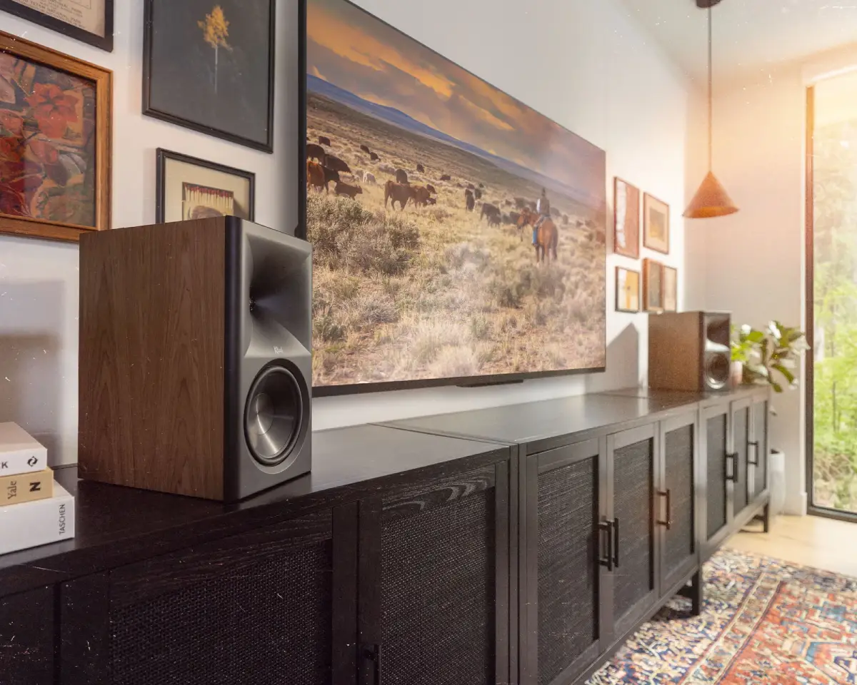 Klipsch dévoile la seconde génération de ses enceintes actives : The Fives II, The Sevens II et The Nines II.