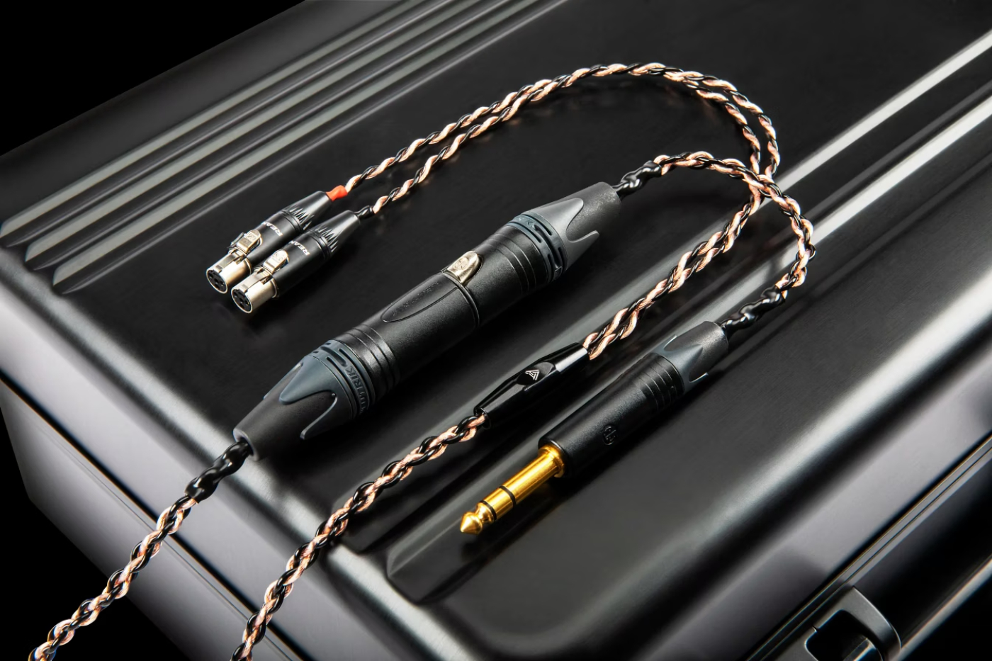 Câble symétrique premium du casque Audeze LCD-5s avec connecteurs XLR et jack haute qualité