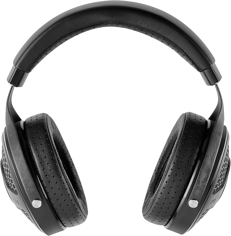 Casque Focal Utopia 2022 posé verticalement montrant la grille frontale
