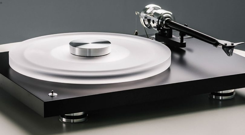 Pro-Ject Debut Reference 10 avec plateau roulant et bras de lecture haut de gamme