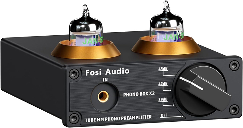 Vue de face du préamplificateur Fosi Audio BOX X2 avec boutons et indicateurs visibles