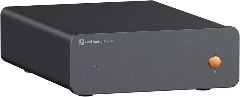 Face avant du Fosi Audio BOX X5 montrant les boutons et por