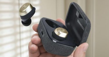 Sennheiser MOMENTUM True Wireless 4 coloris cuivre avec boîtier tissu – base de design probable pour les MTW5
