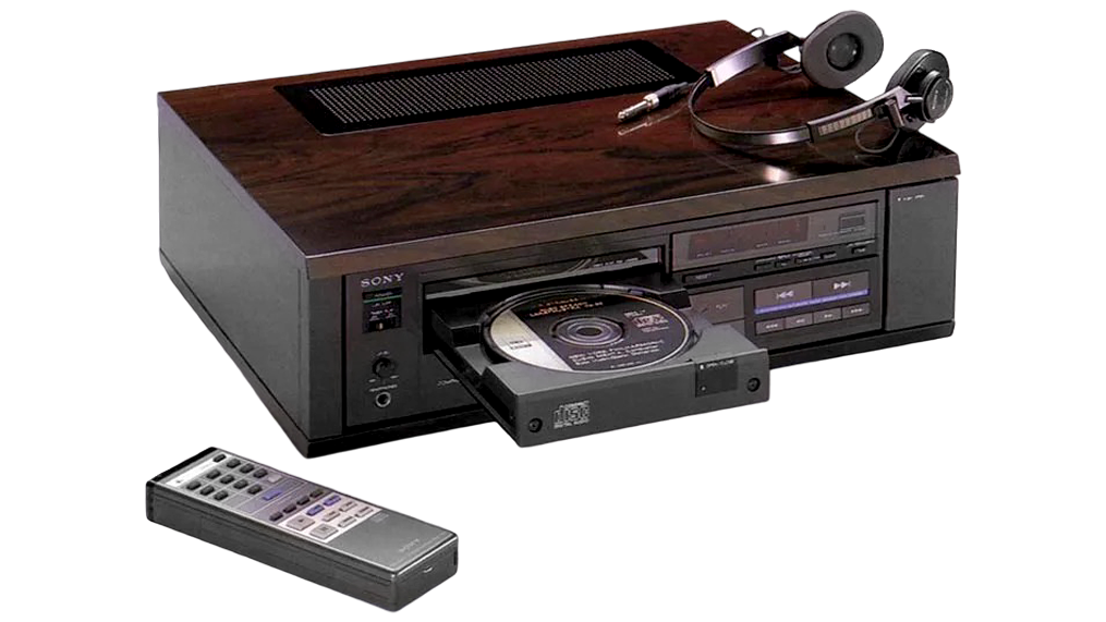 Sony CDP-101 en configuration hi-fi : photo promotionnelle officielle avec casque audio et télécommande infrarouge, lancement japonais 1982