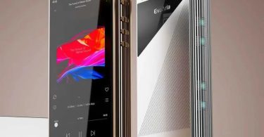 Baladeurs numériques EvoAria EvoOne Ti et EvoOne Cu présentés côte à côte, DAP Android haut de gamme à coques en titane et en cuivre avec architecture analogique triple