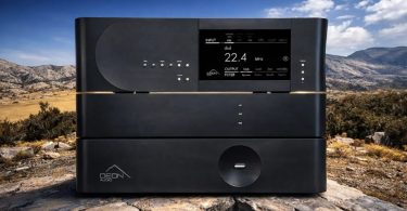 Ideon Audio Axiom DAC deux châssis empilés affichant DSD 22.4 MHz, finition noire mate avec ligne cuivrée