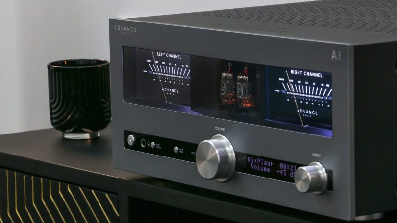 dvance Paris NOVA ampli intégré hybride noir vumètres tubes écran AirPlay