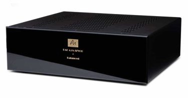 DAC Audio Note 4.1x IZVOR Balanced en finition noir laqué brillant avec plaque frontale dorée Audio Note et inscriptions or DAC 4.1x IZVOR Balanced