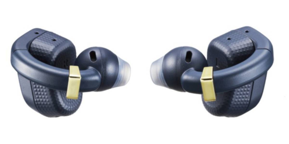 Vue produit isolée sur fond blanc des deux écouteurs Casio earU ER-100 en finition Navy Black en symétrie miroir, détail du format open-ear cuff avec contour souple grip texturé pointillé enveloppant le pavillon, charnière métallisée dorée à pivot et guide acoustique en silicone translucide pointant vers l'entrée du conduit auditif sans l'obstruer