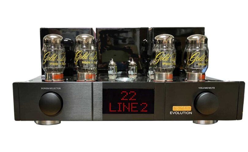 Amplificateur intégré à tubes Triode EVOLUTION-GL vu de face, quatre lampes KT88 Genalex Gold Lion, deux doubles triodes, transformateurs noir laqué, afficheur rouge LINE 2 et deux boutons de commande
