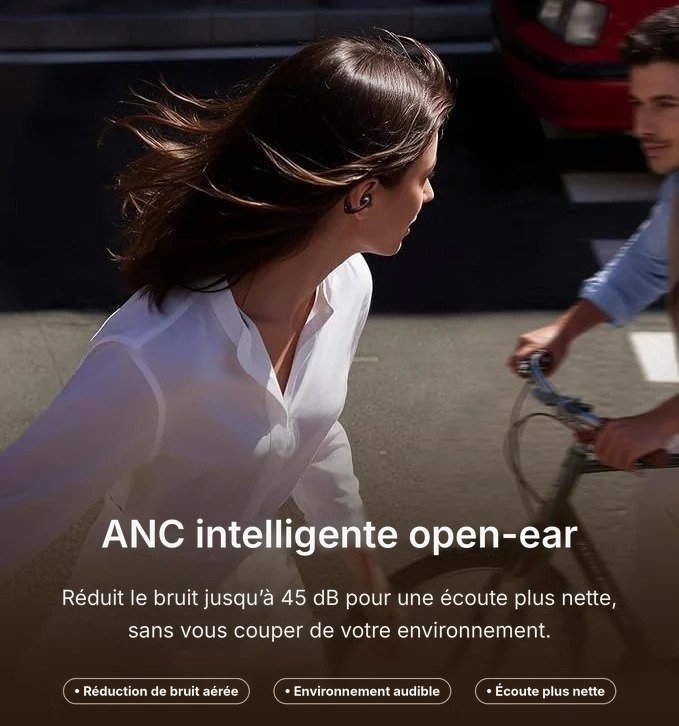 Femme marchant en ville avec un écouteur à clip Baseus MC2 NC noir à l'oreille, croisée par un cycliste, avec le texte ANC intelligente open-ear et réduction du bruit jusqu'à 45 dB