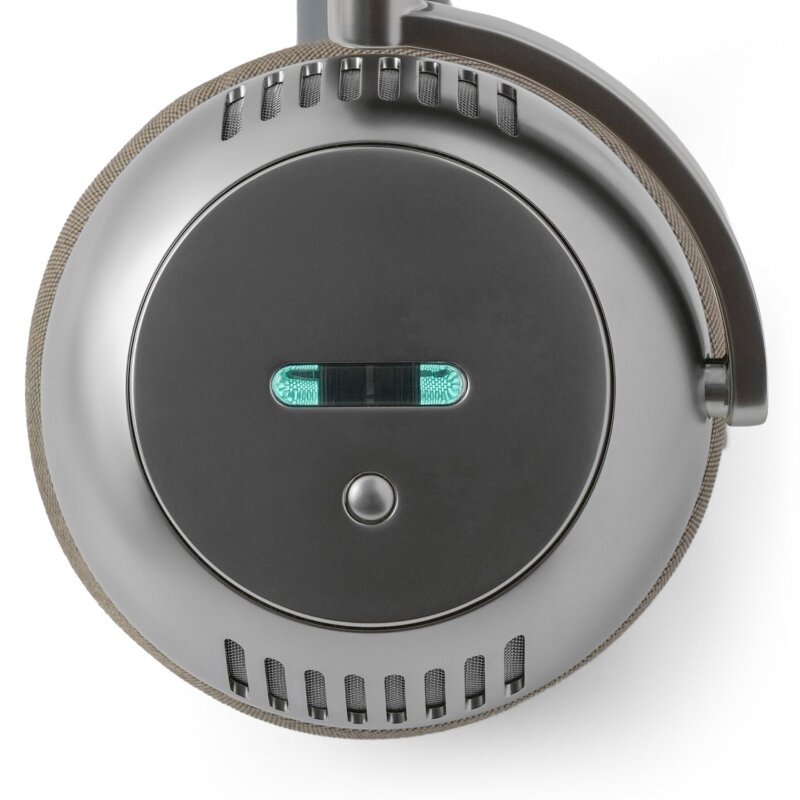 Coque extérieure du casque écoute TH2 nickel vue de côté avec la fenêtre laissant voir le tube Korg Nutube 6P1 allumé en vert